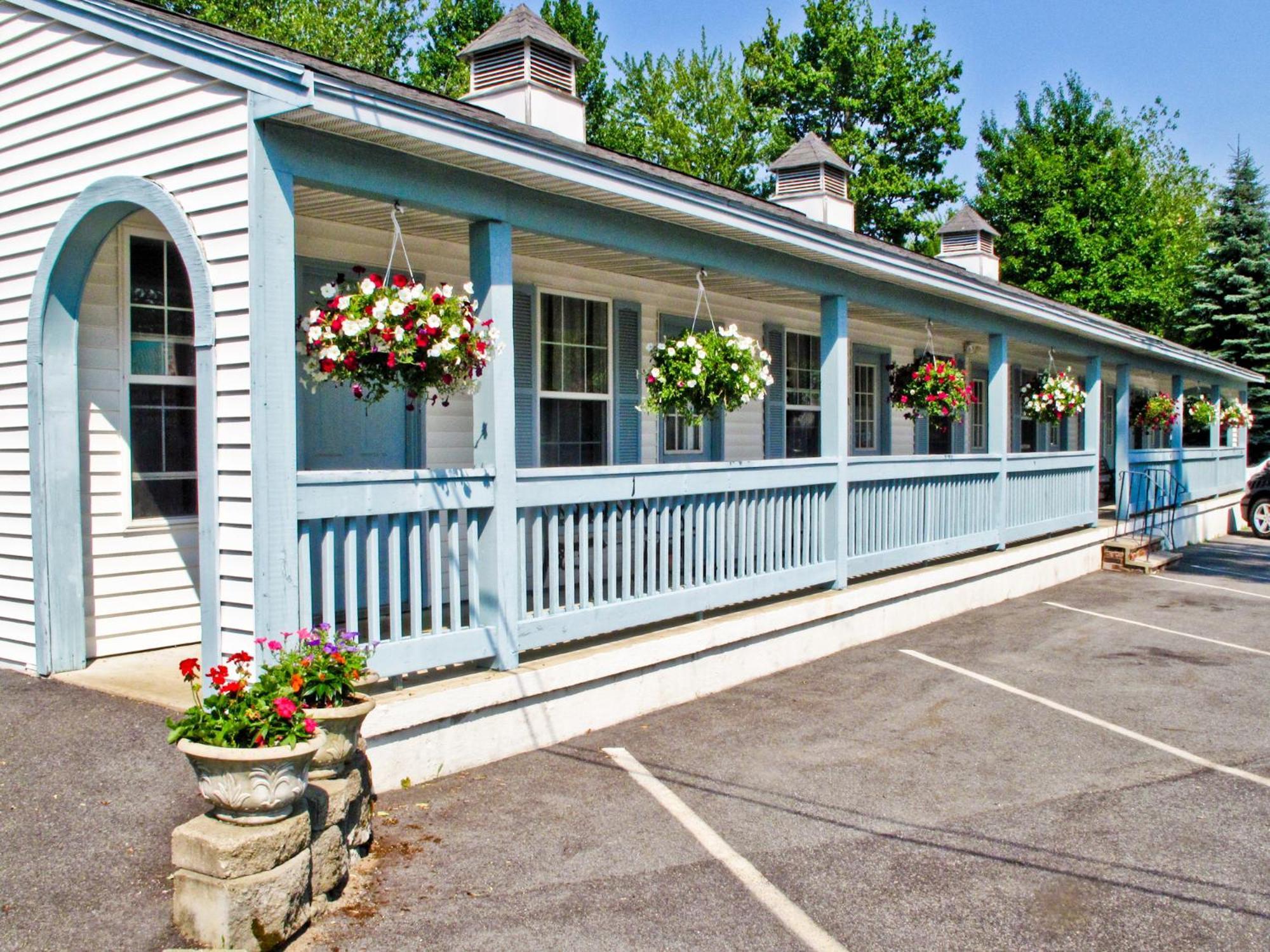 Exit 5 Resort & Condominium Saco Exterior photo